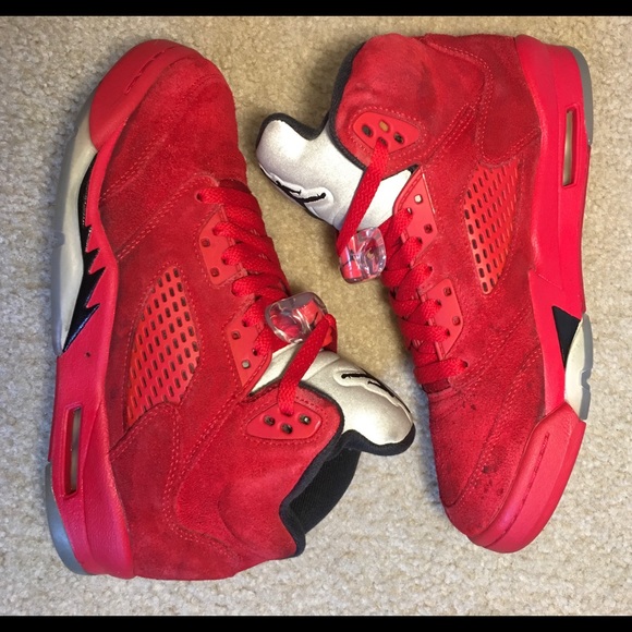 Jordan 5 Retro Red Suede - Picture 2 of 4